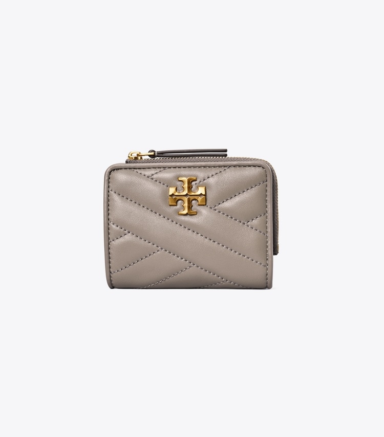 TORY BURCH KIRA CHEVRON BI-FOLD WALLET - Gray Heron