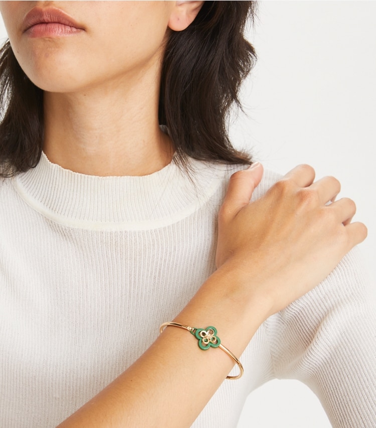 TORY BURCH KIRA CLOVER ENAMEL HINGE BRACELET - Tory Gold / Green