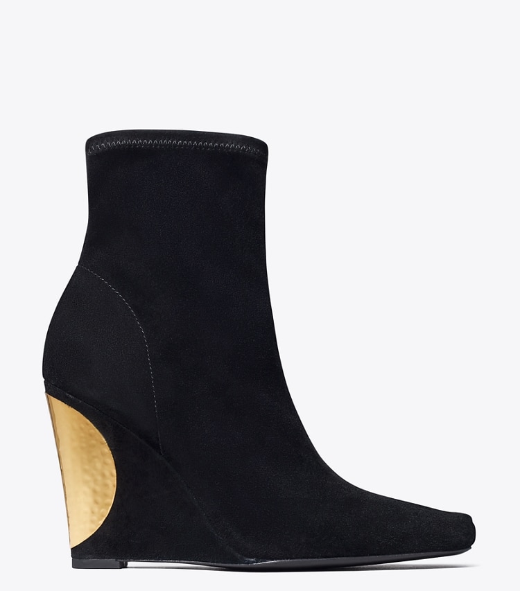 TORY BURCH PATOS WEDGE SUEDE ANKLE BOOT - Perfect Black / Ancient Gold